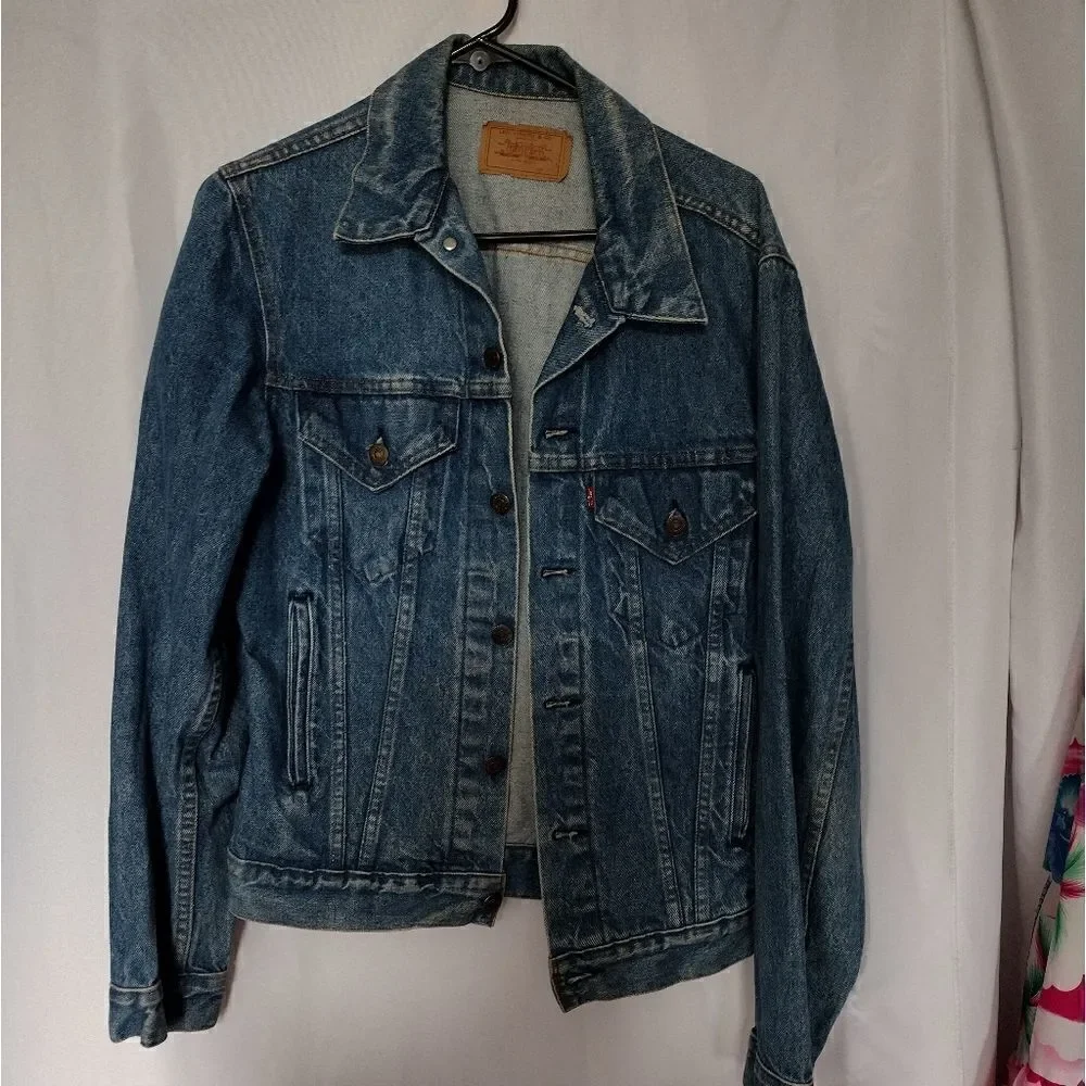 Levi's truckers jacket